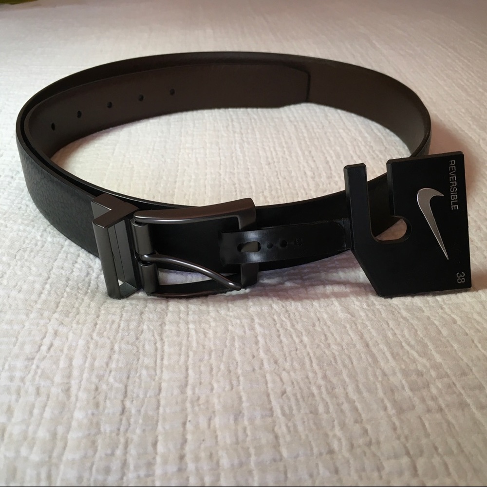 Nike Men’s Leather Belt Black/Brown Size 38 NWT